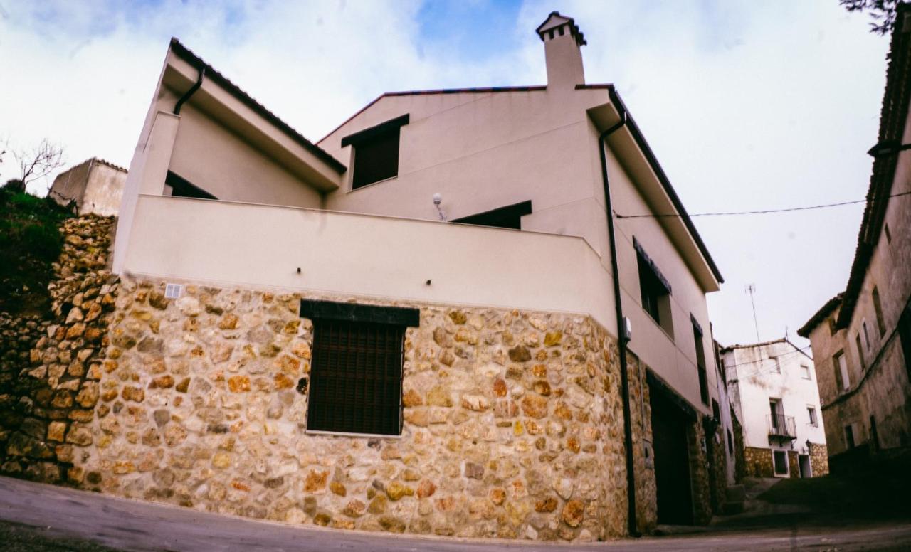 El Aprisco, Con Piscina Climatizada En Hueva-Guadalajara Villa Dış mekan fotoğraf